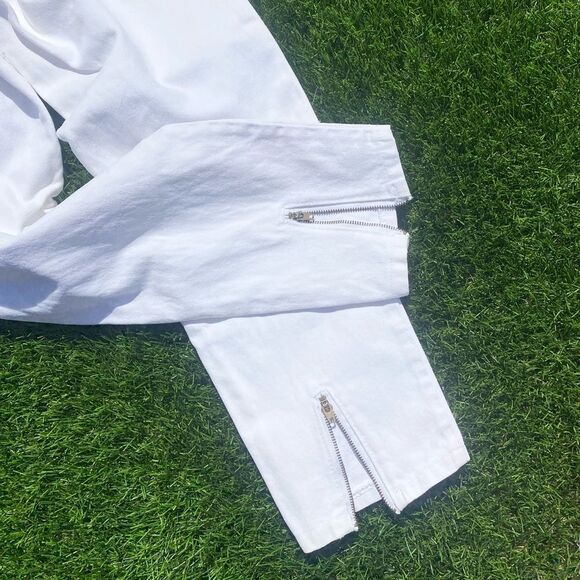 90s Vintage White Denim Zippered Bottom Jeans 25 26 Womens Made in USA